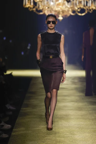Look 13